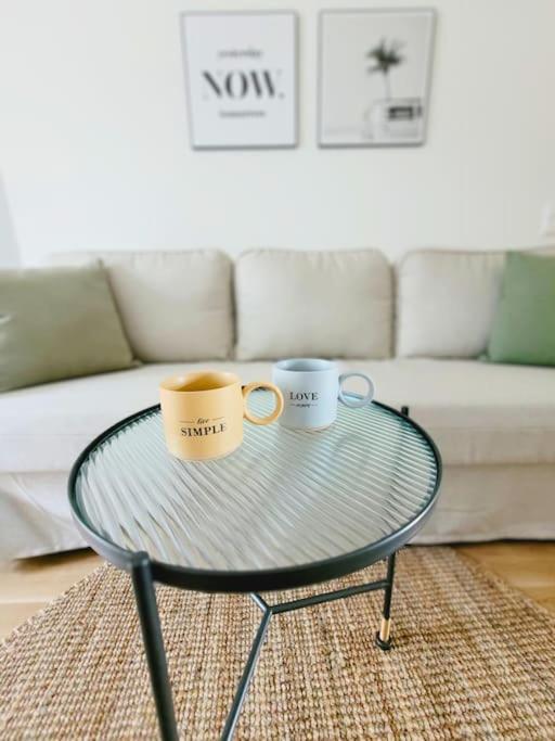 Stylisches Zentrales City-Apartment Mit 2 Balkonen ไลป์ซิก ภายนอก รูปภาพ