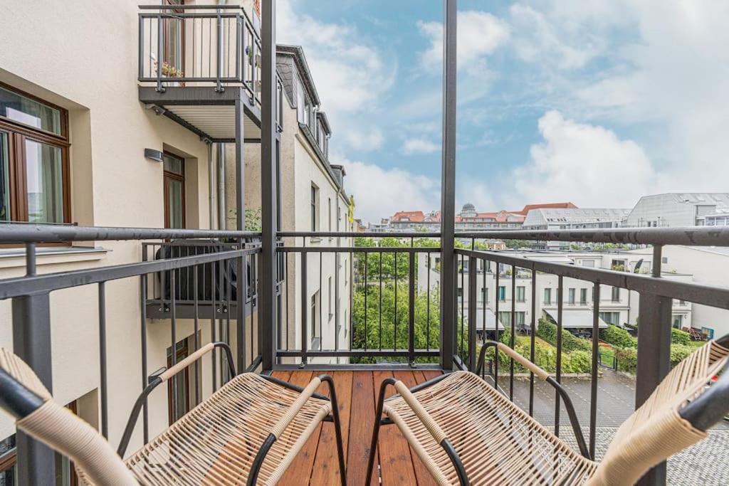 Stylisches Zentrales City-Apartment Mit 2 Balkonen ไลป์ซิก ภายนอก รูปภาพ